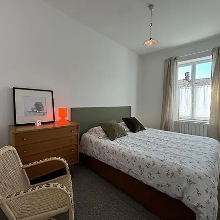 Holiday home Maison Authentique Avec Jardin Clos, Verriere Et Velos A - Fr-1-489-538 *
