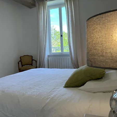 Holiday home Maison Authentique Avec Jardin Clos, Verriere Et Velos A - Fr-1-489-538