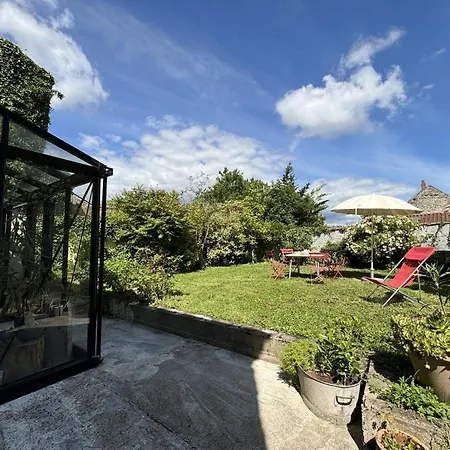 Maison Authentique Avec Jardin Clos, Verriere Et Velos A - Fr-1-489-538 Charroux-dʼAllier